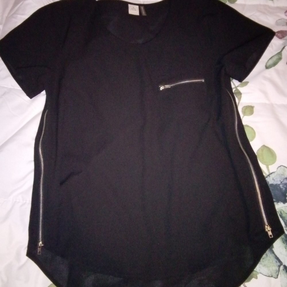Woman's Black Dress Shirt